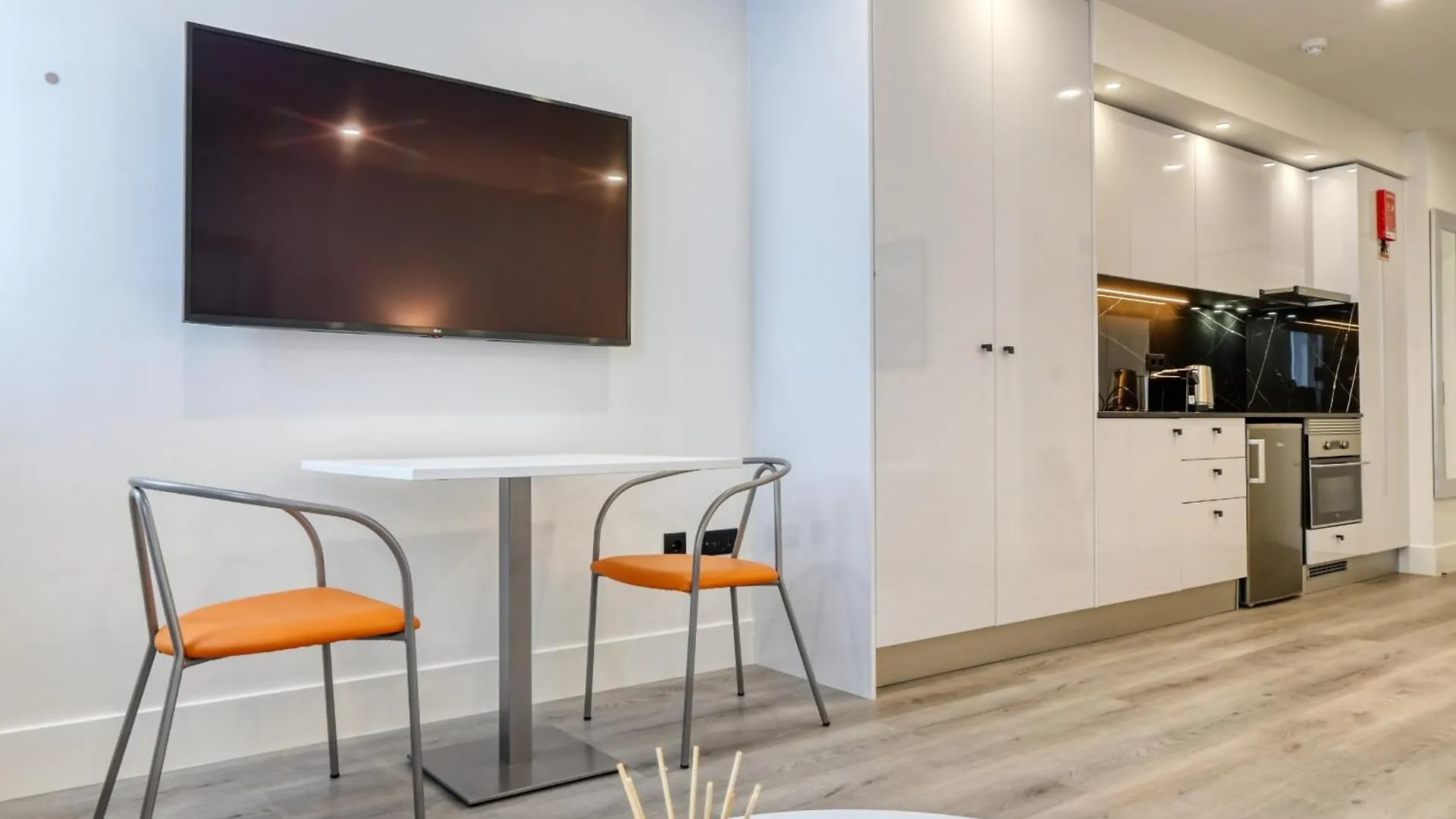 Bse15 Apartments 2E, A Home In Madeira Funchal